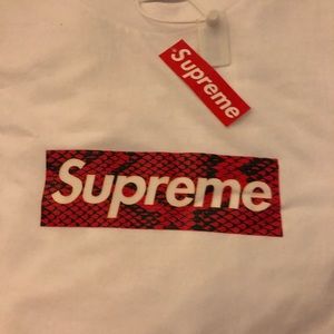 Supreme Snakeskin Logo Tee. Size Large.